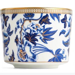 Wedgwood hibiscus teacup